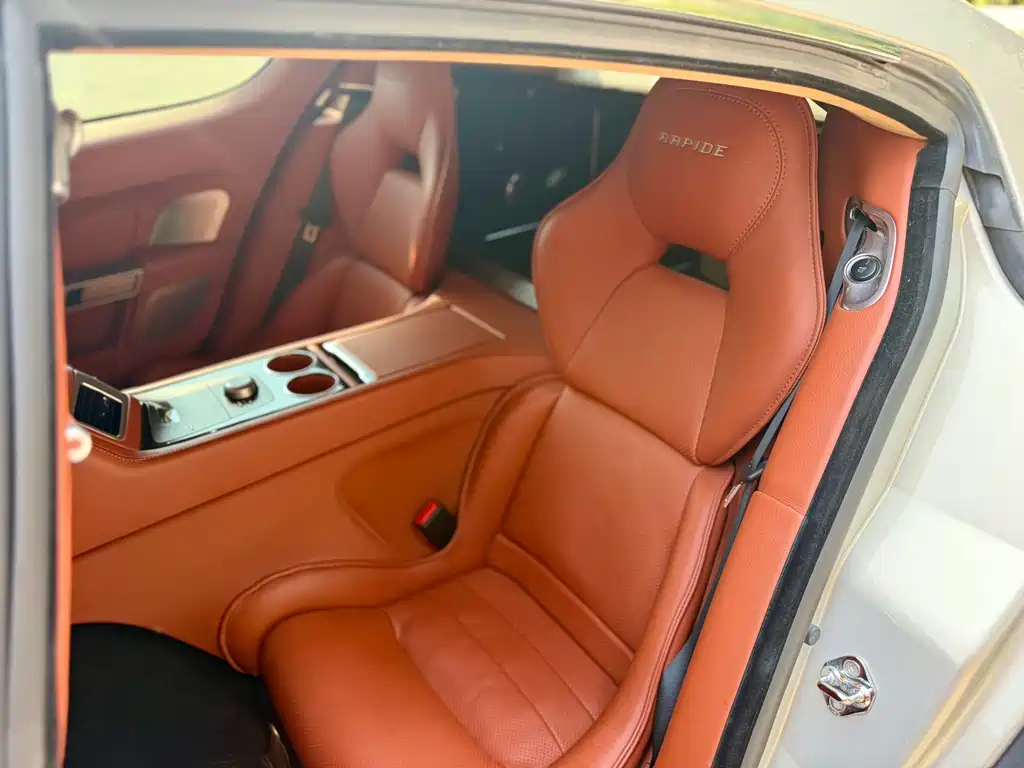 Aston Martin Rapide 2010 6.0L