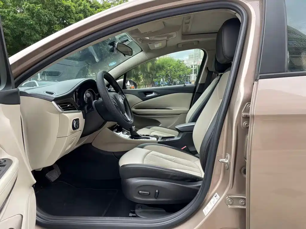 Buick Verano — миниатюра 8