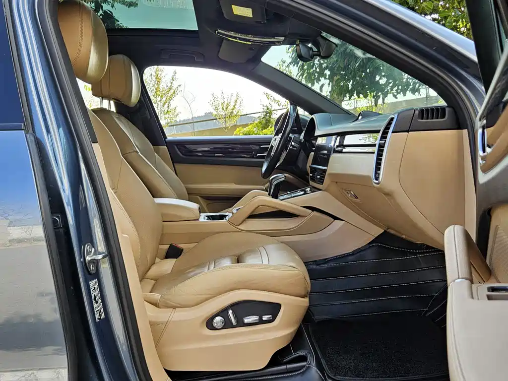 Porsche Cayenne 2018 Cayenne 3.0T