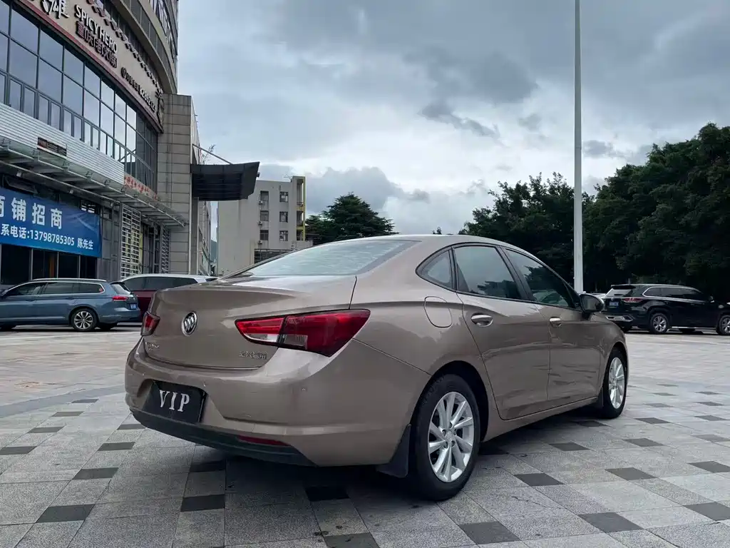 Buick Verano — миниатюра 7