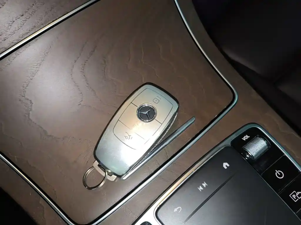 Mercedes-Benz GLC — миниатюра 9