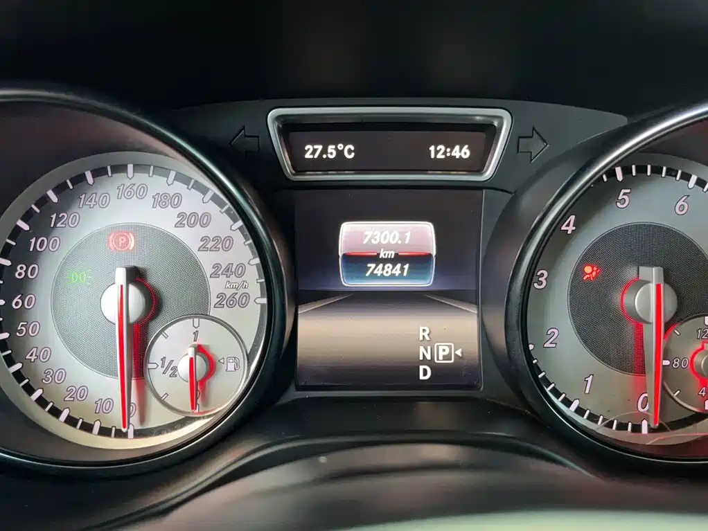 Mercedes-Benz GLA — миниатюра 11