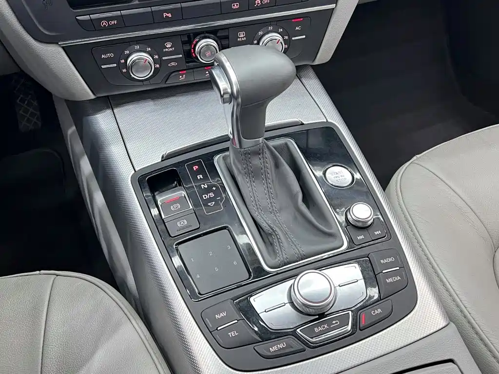 Audi A6L — миниатюра 11