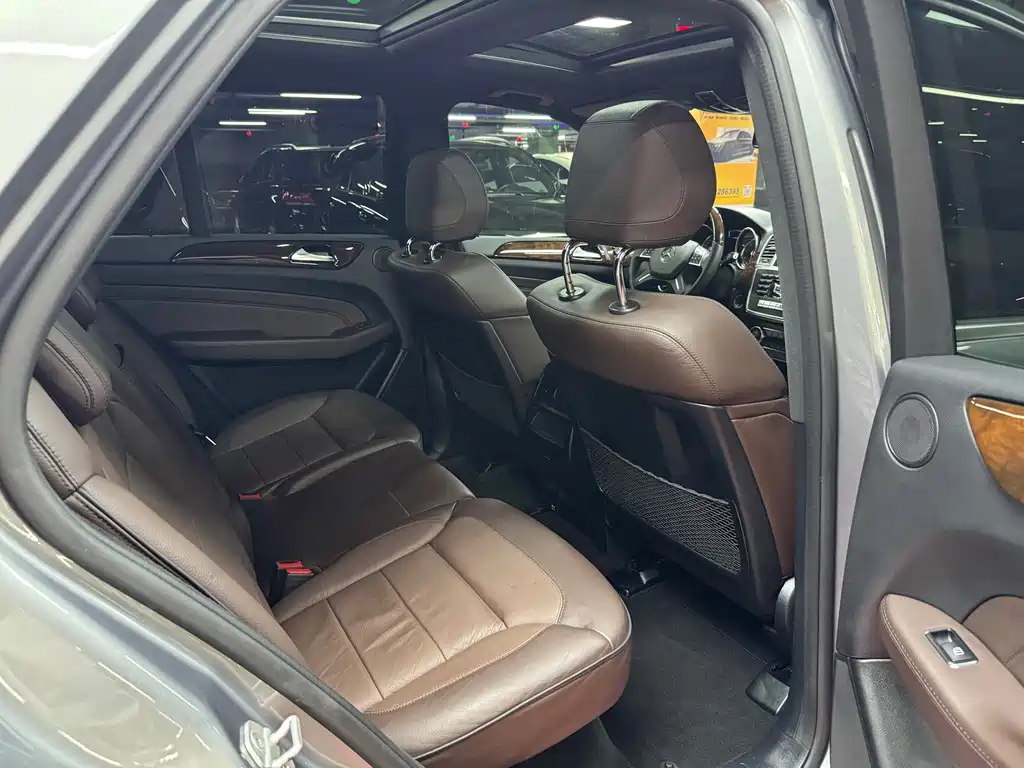 Mercedes-Benz M-Class — миниатюра 29