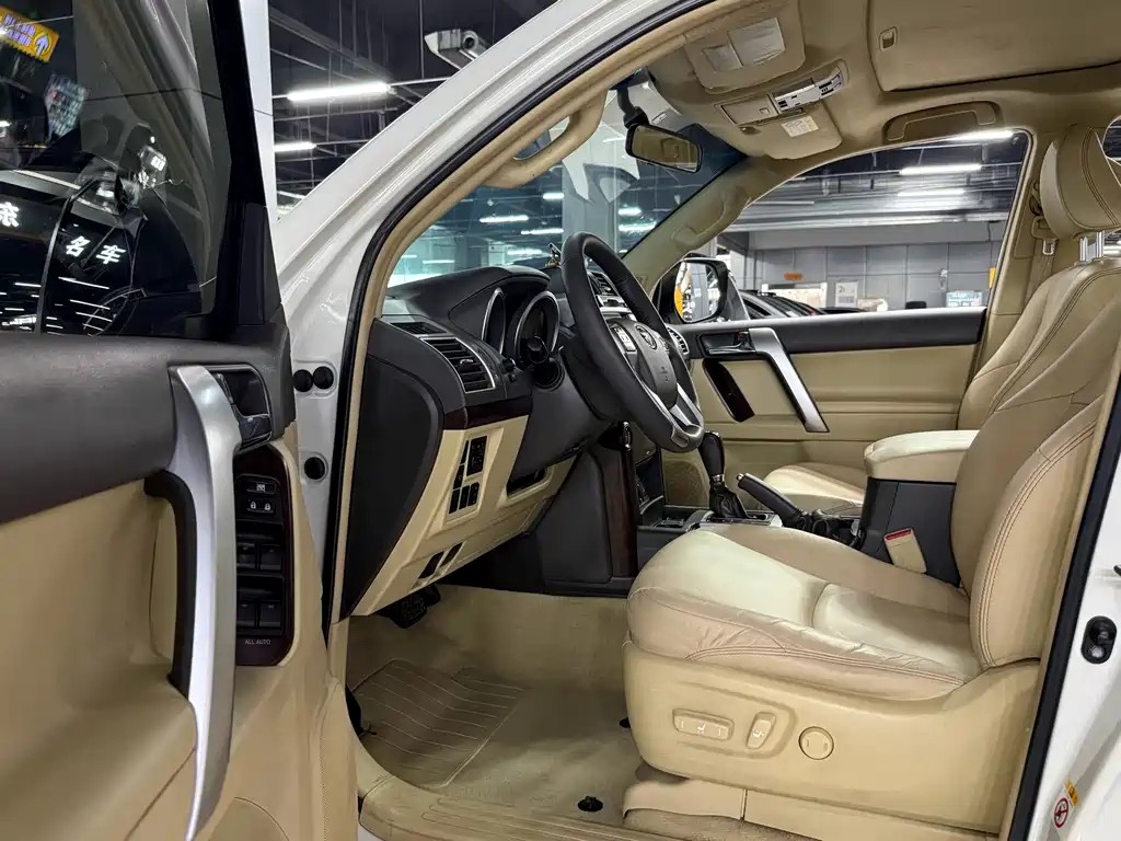 Toyota Land Cruiser Prado 2016 3.5L AT TX-L