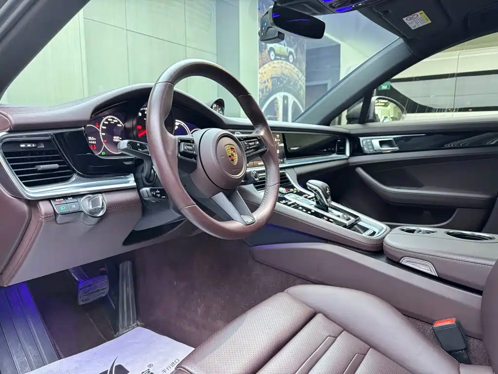 Porsche Panamera — миниатюра 8