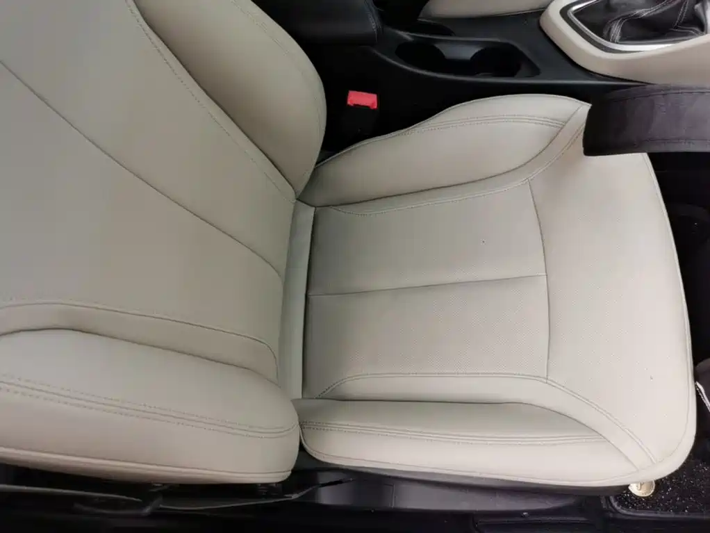 Buick Excelle — миниатюра 25