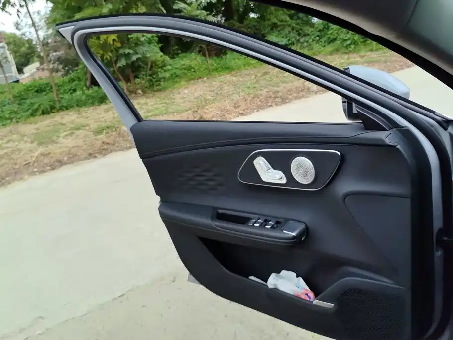Fulwin Fengyun A8L — миниатюра 7