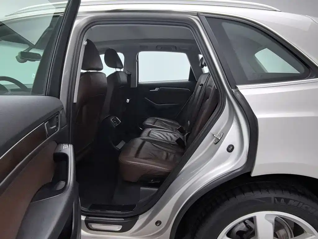 Audi Q5 — миниатюра 15