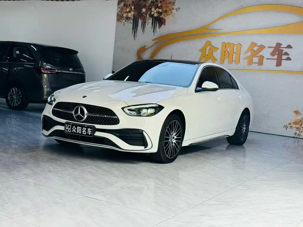 Mercedes-Benz C-Class 2025