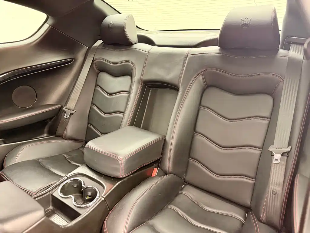 Maserati GranTurismo — миниатюра 18