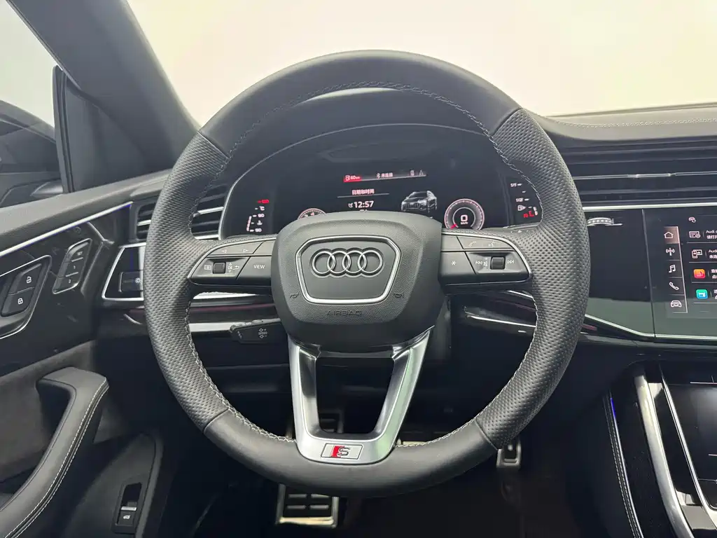 Audi Q8 — миниатюра 6