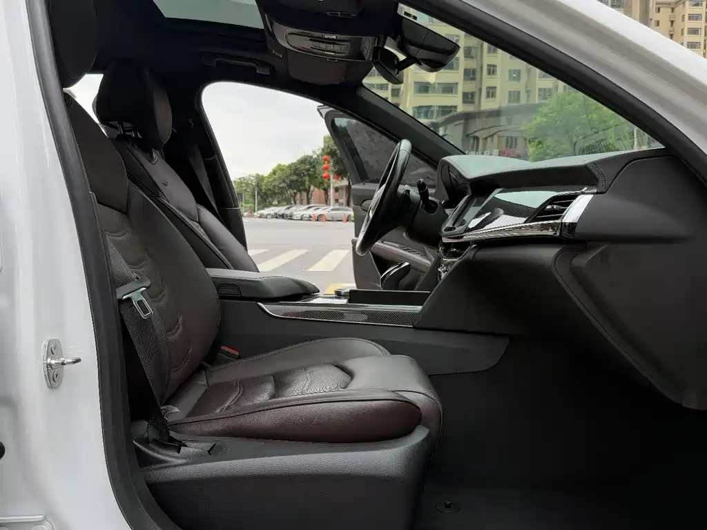 Cadillac CT6 — миниатюра 24