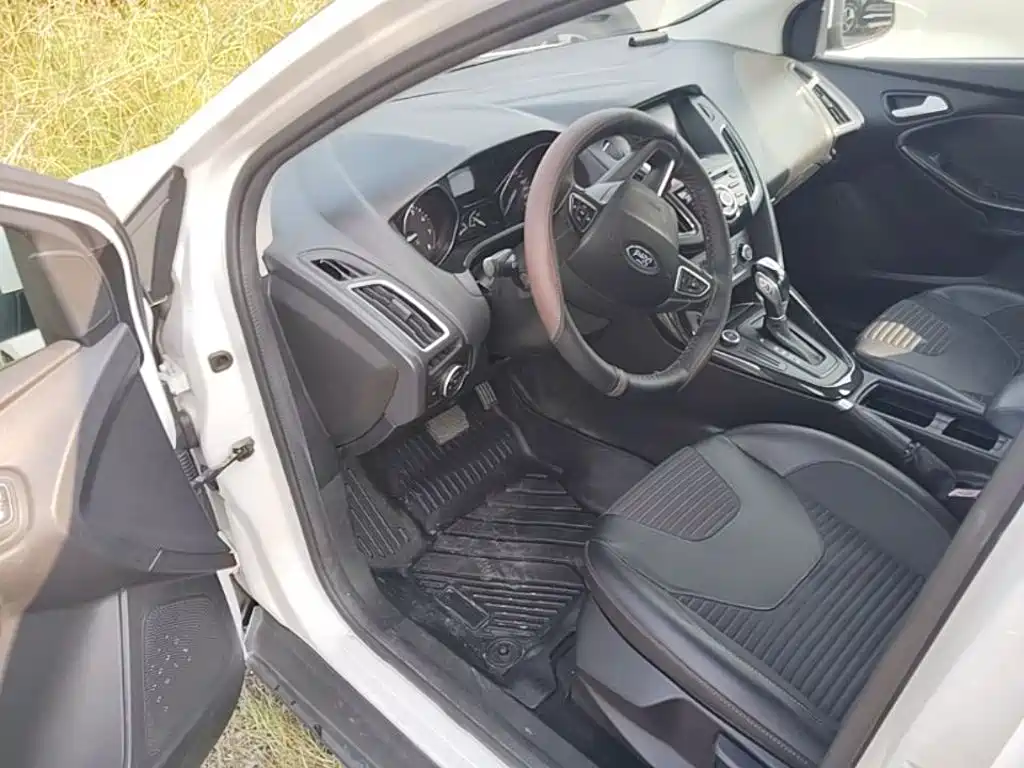 Ford Focus — миниатюра 19