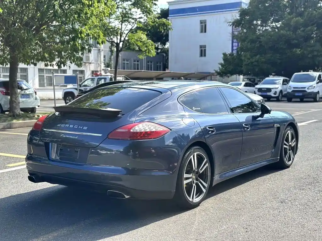 Porsche Panamera 2010 Panamera 3.6L