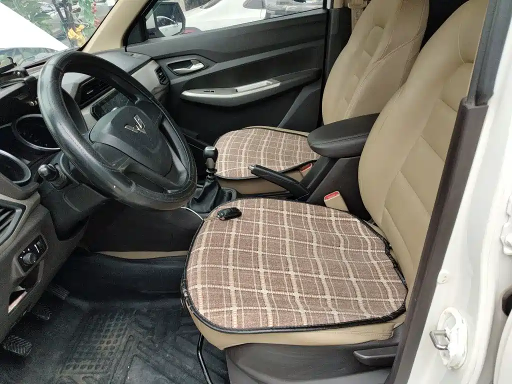 Wuling Hongguang — миниатюра 11