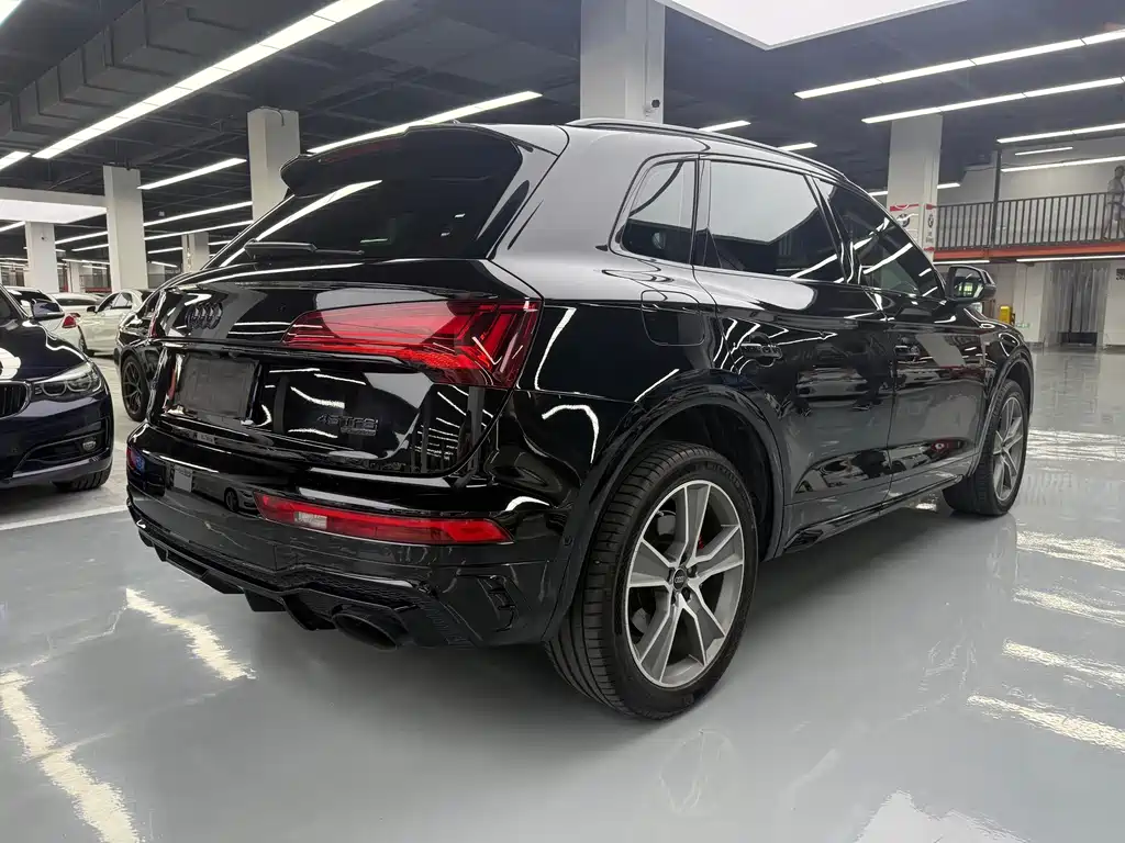 Audi Q5L — миниатюра 22