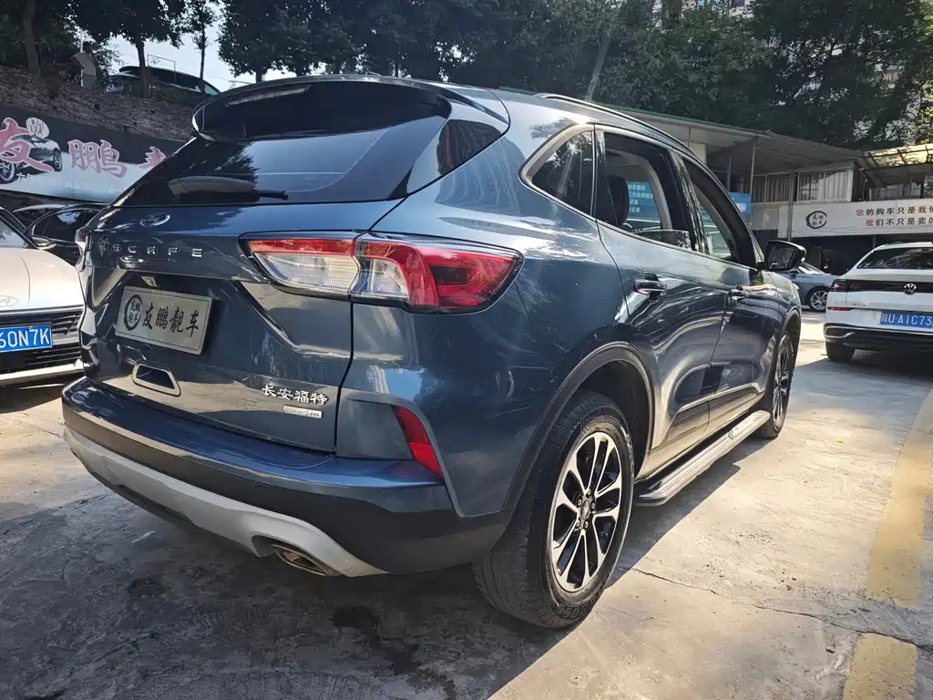 Ford Escape — миниатюра 19