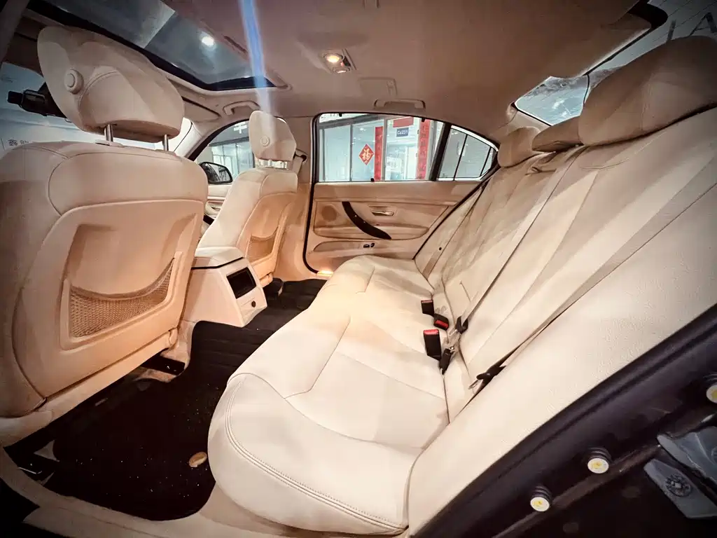 BMW 3 Series — миниатюра 15
