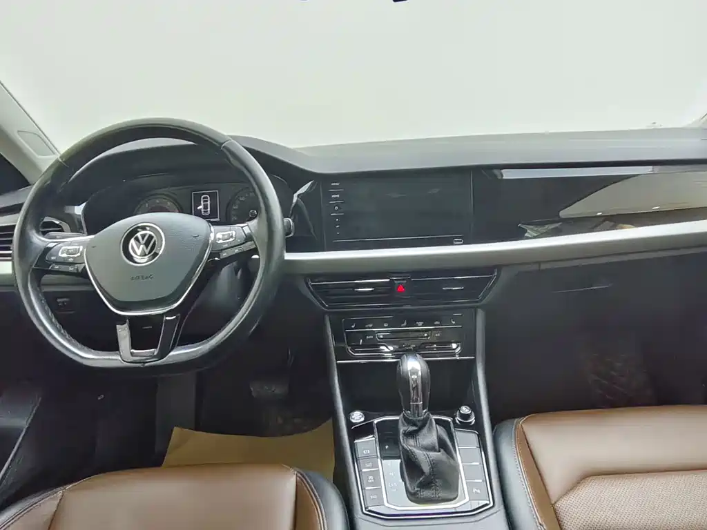 Volkswagen Lavida — миниатюра 7
