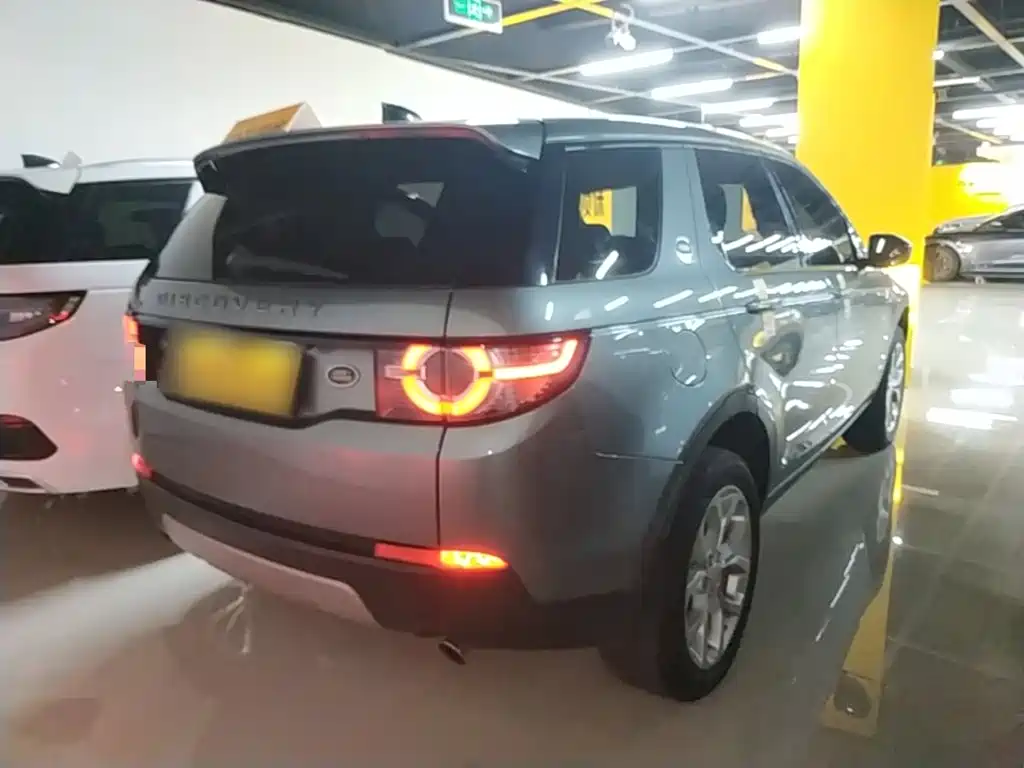 Land Rover Discovery Sport — миниатюра 7