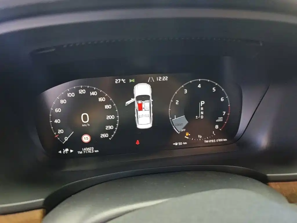 Volvo S90 — миниатюра 12