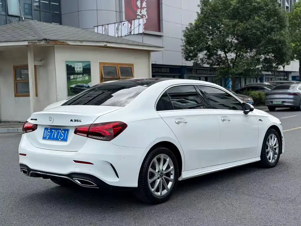 Mercedes-Benz A-Class — миниатюра 15
