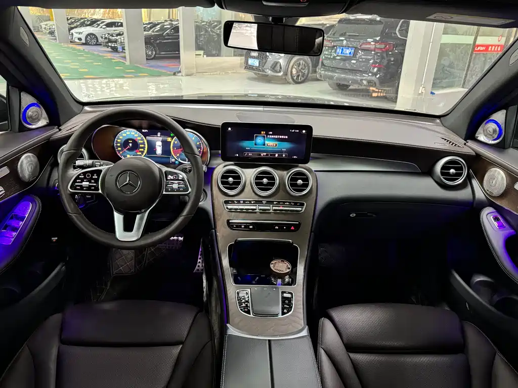 Mercedes-Benz GLC 2022 GLC 300 L 4MATIC Luxury