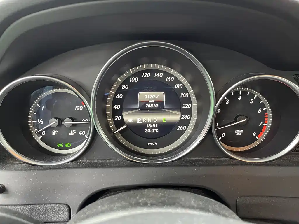Mercedes-Benz C-Class — миниатюра 13