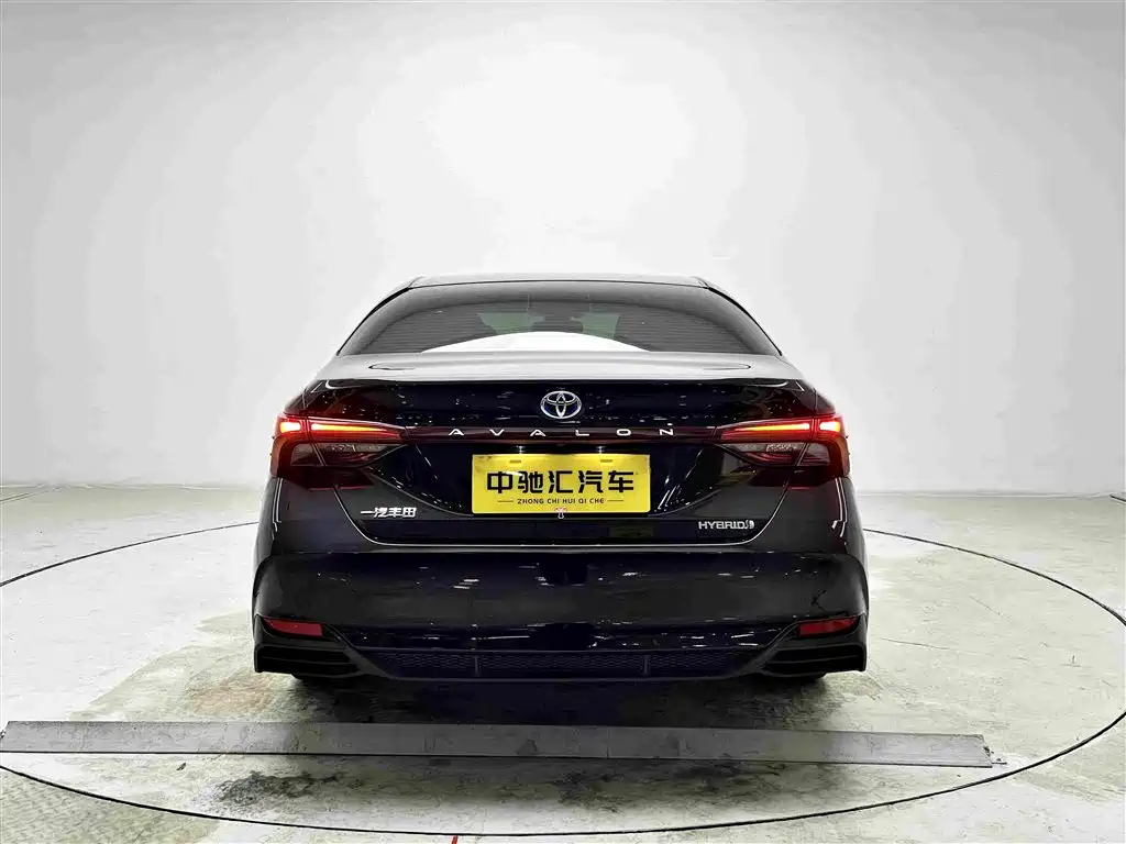 Toyota Avalon — миниатюра 18
