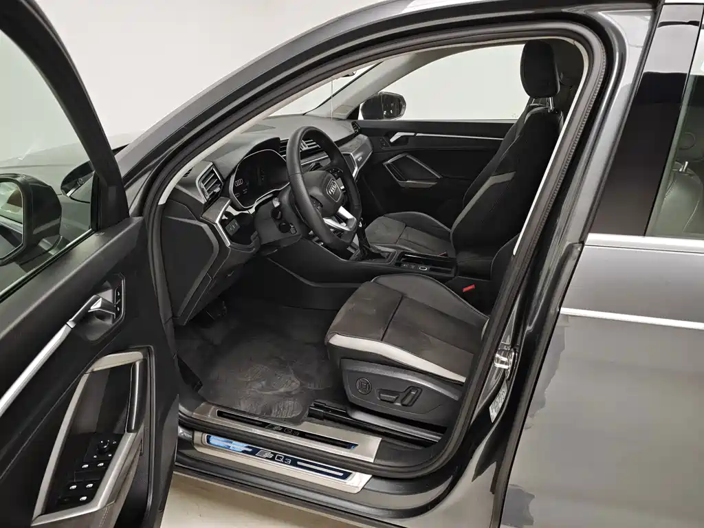 Audi Q3 — миниатюра 13