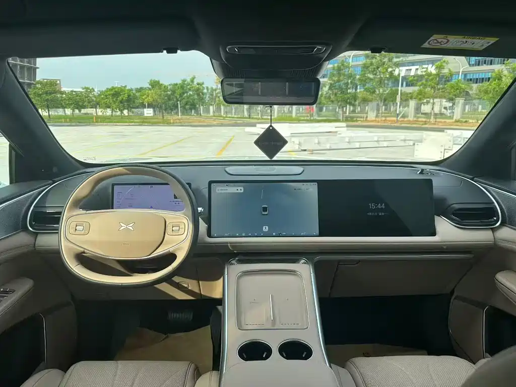 XPeng G9 — миниатюра 6