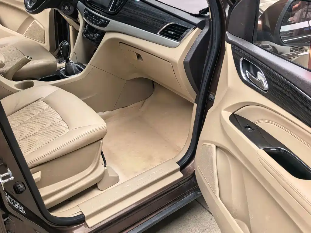Baojun 730 — миниатюра 10