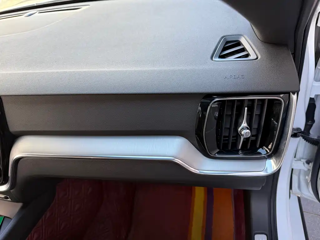Volvo S60 — миниатюра 41