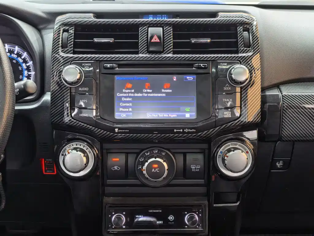 Toyota 4Runner — миниатюра 18