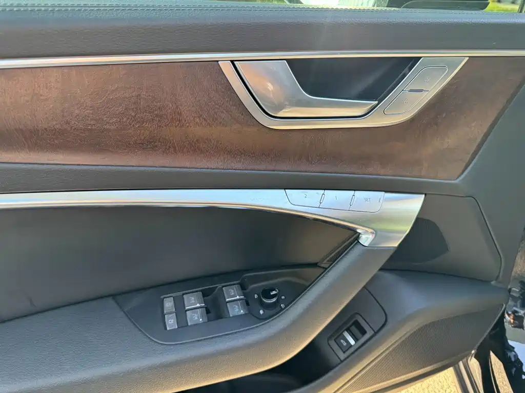 Audi A6 (Import) — миниатюра 11
