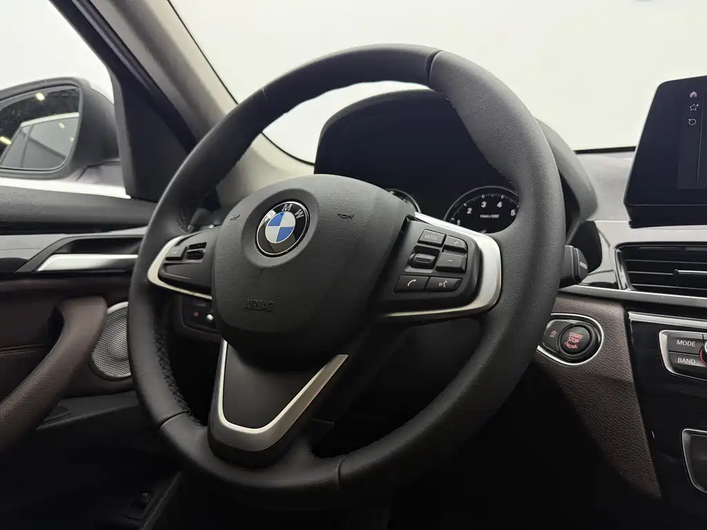 BMW X1 — миниатюра 13