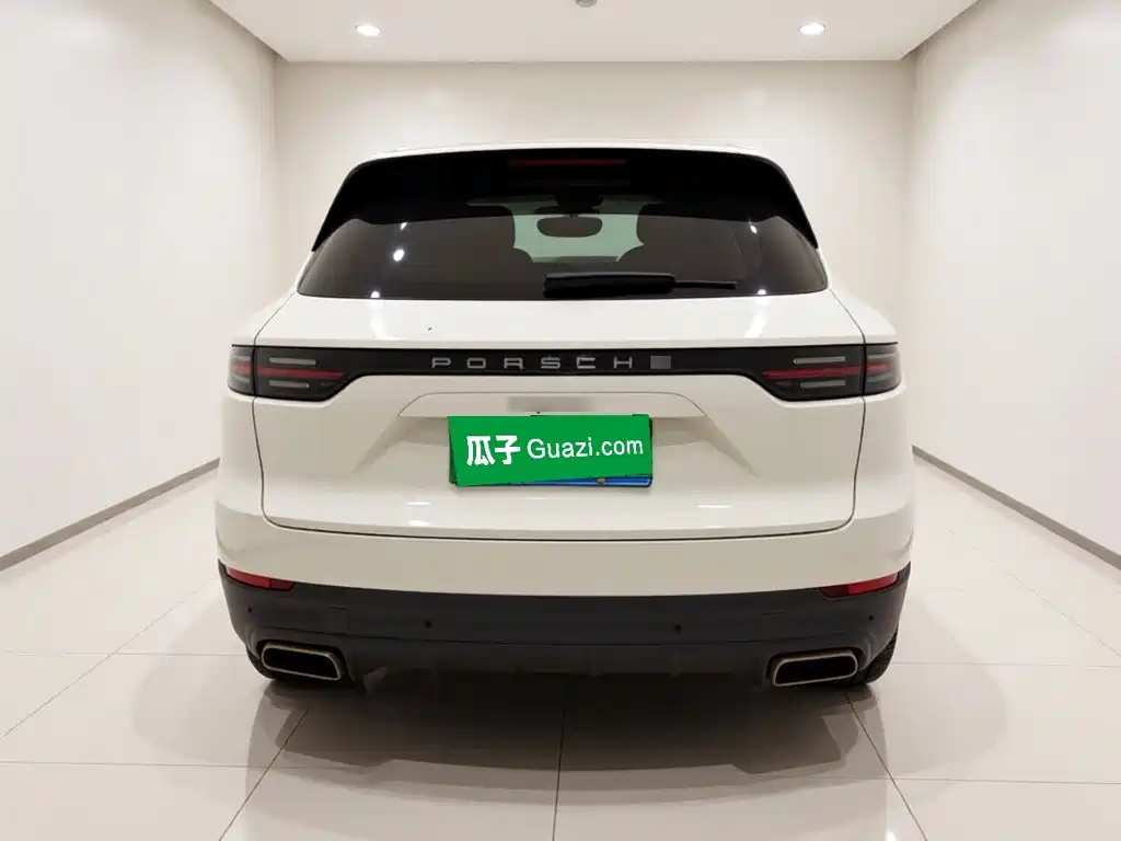 Porsche Cayenne — миниатюра 5