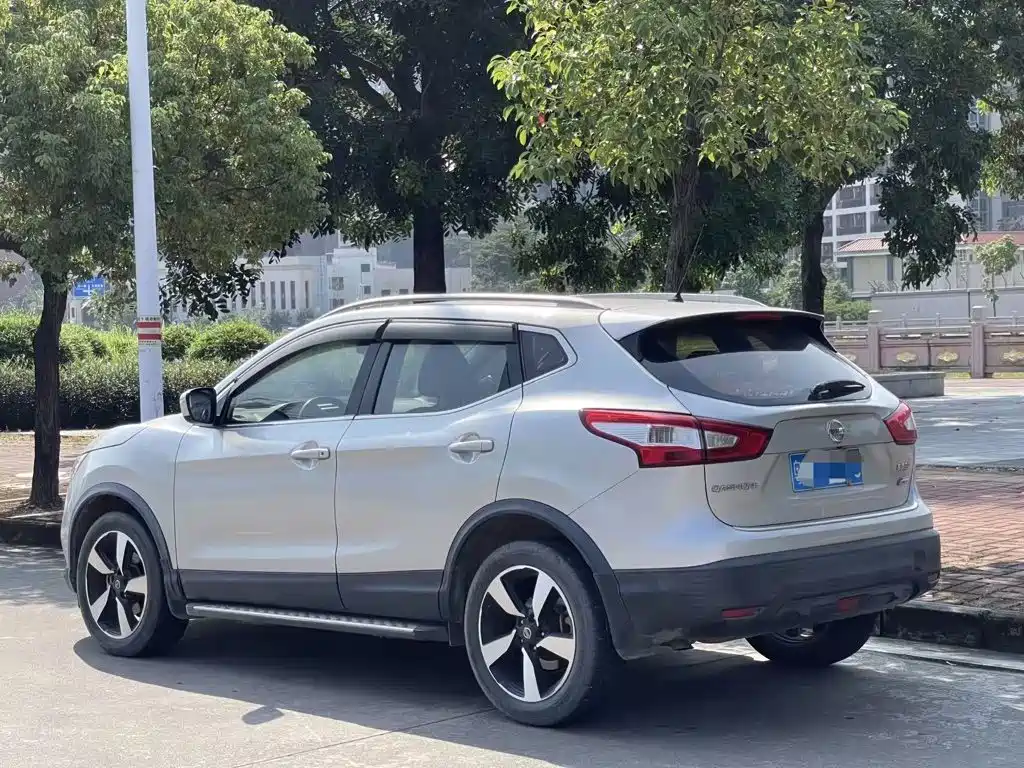 Nissan Qashqai — миниатюра 3
