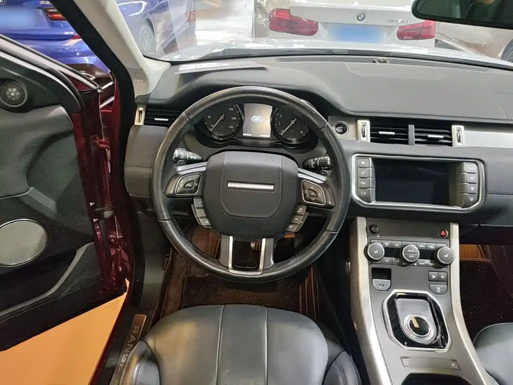 Land Rover Evoque — миниатюра 11