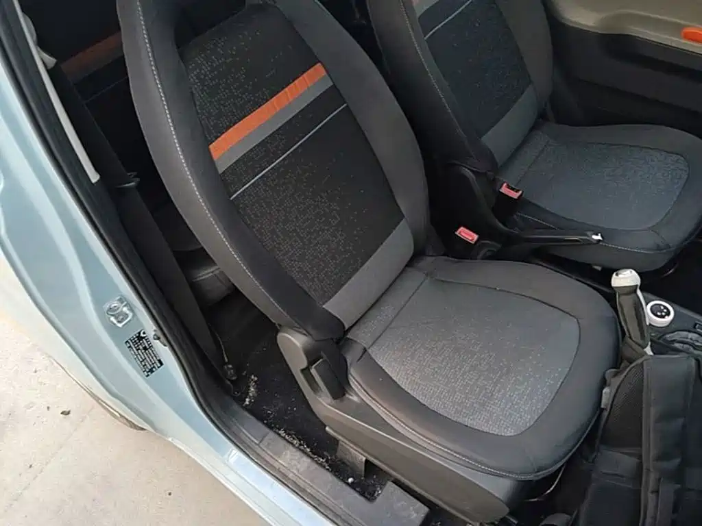 Wuling MINIEV — миниатюра 25