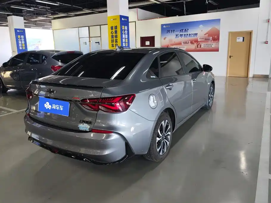 Chevrolet Monza — миниатюра 3