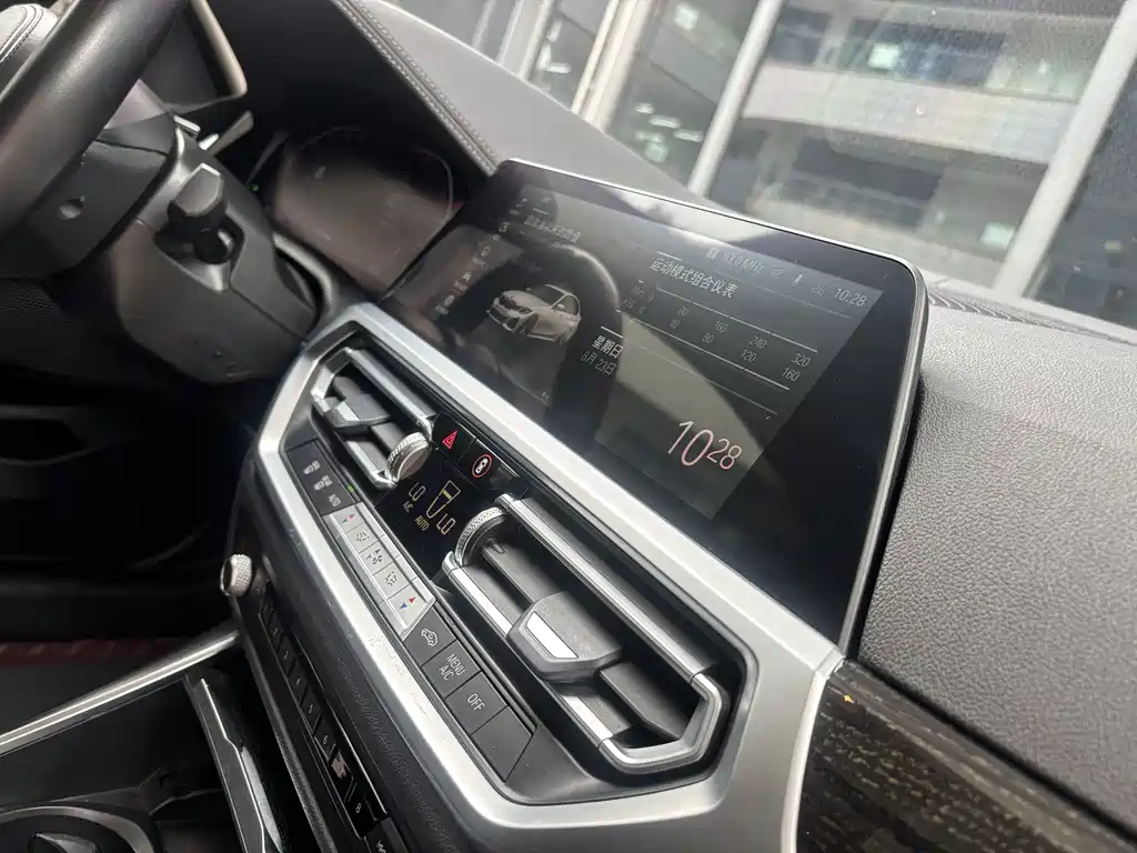 BMW 3 Series — миниатюра 38