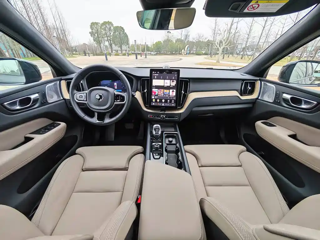 Volvo XC60 — миниатюра 29