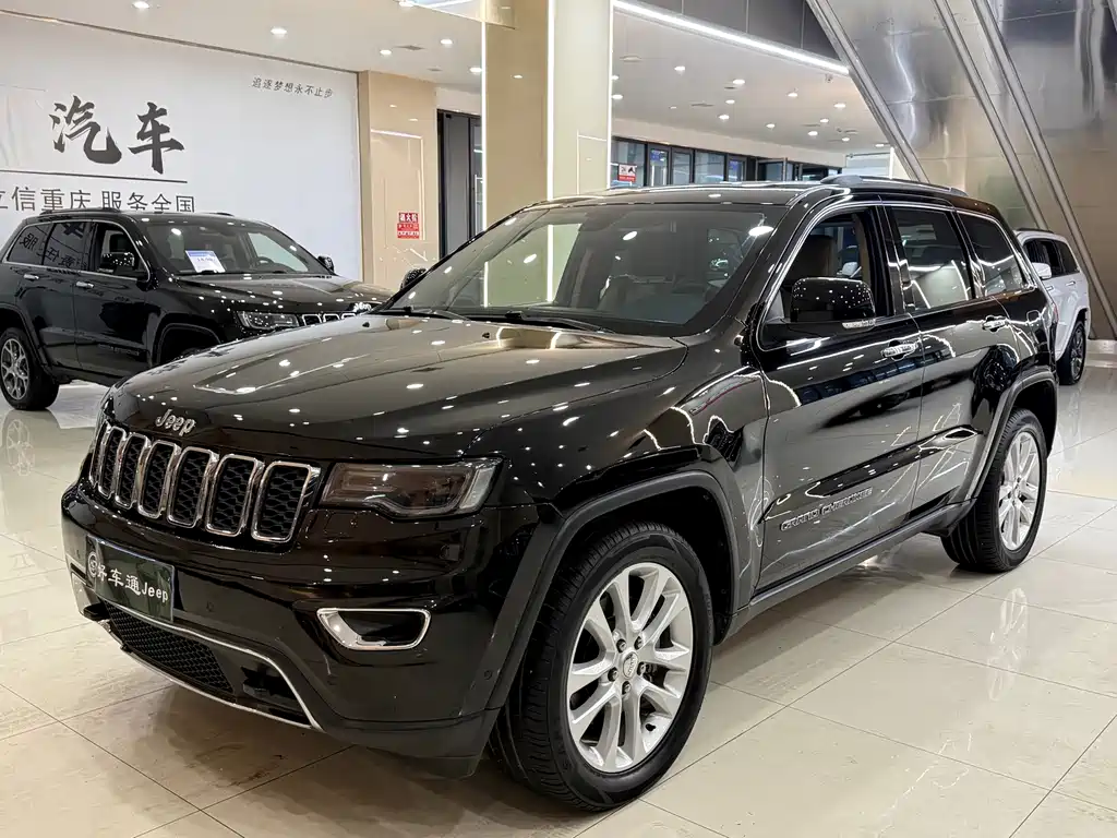 Jeep Grand Cherokee (Import)