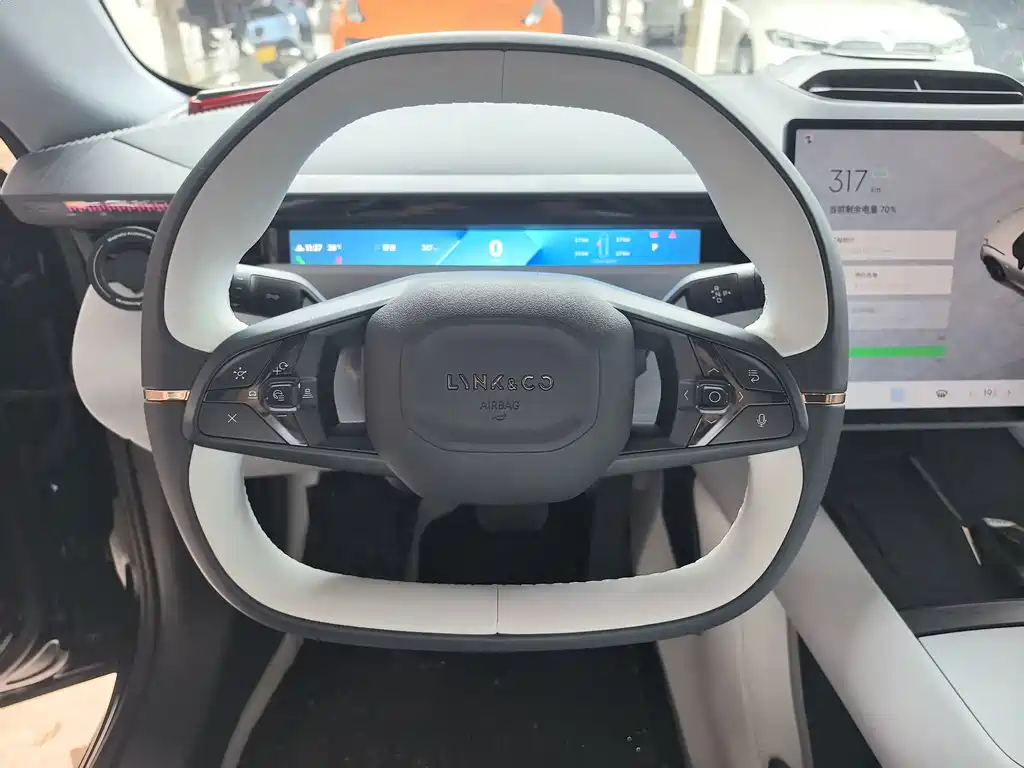 Lynk & Co Z10 — миниатюра 7