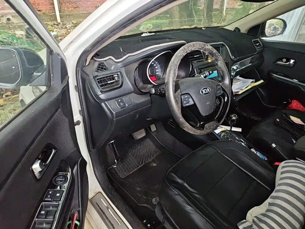 Kia K2 — миниатюра 14