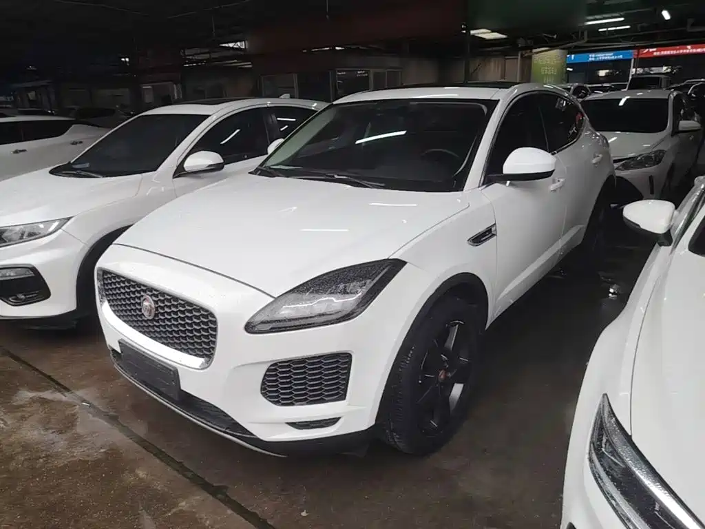 Jaguar E-PACE — миниатюра 2