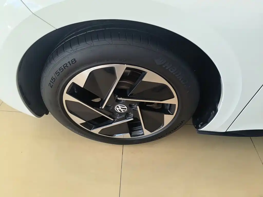 Volkswagen ID.3 — миниатюра 23