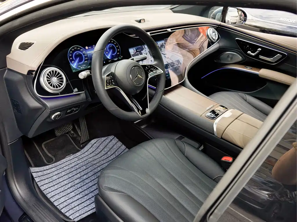 Mercedes-Benz EQS 2023 450+